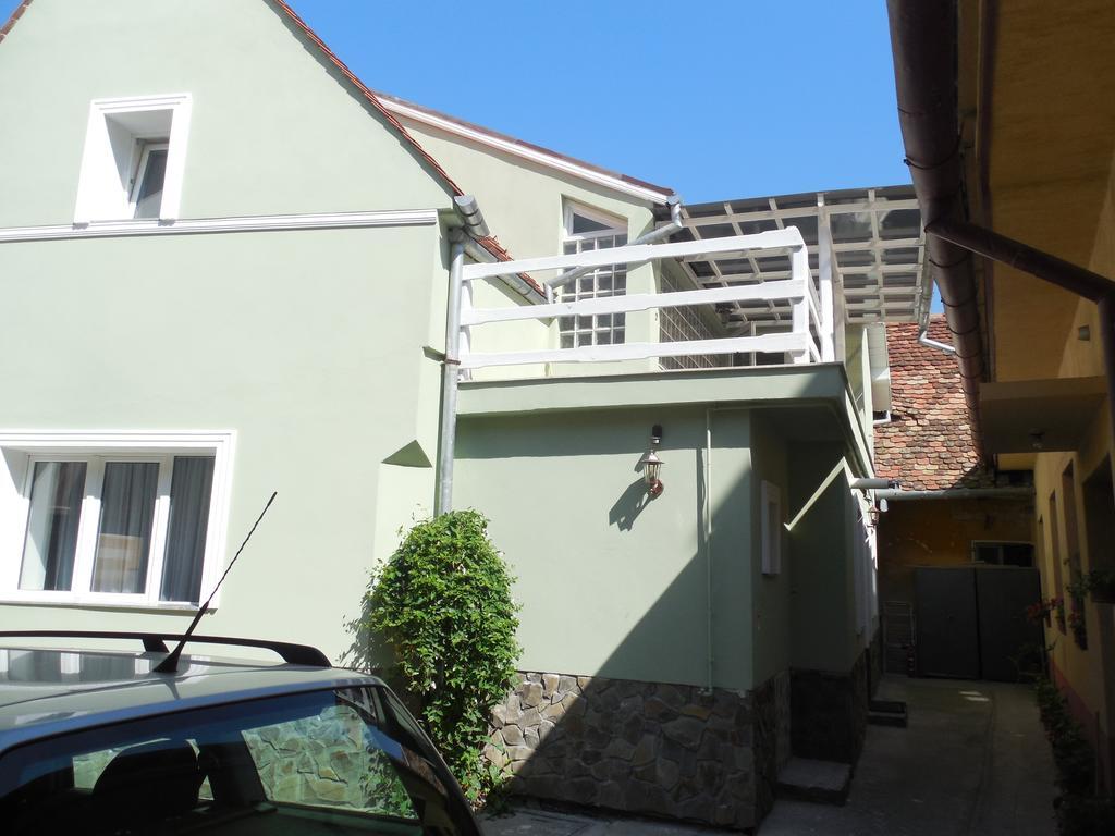 Grün Haus Studio Hermannstadt Exterior foto
